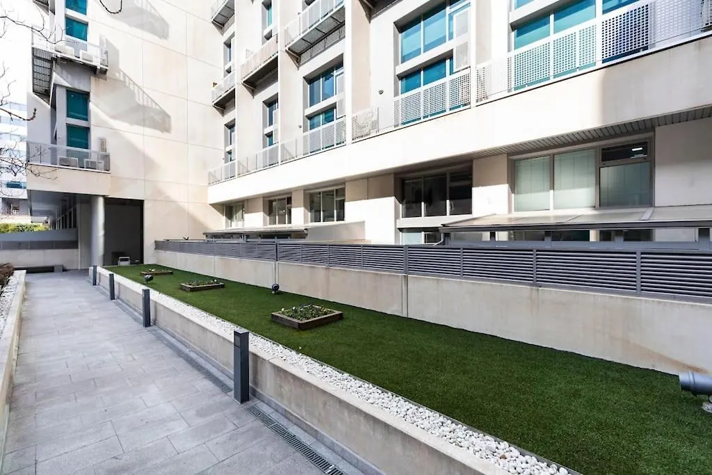 Oshun Sanchinarro II Apartment Madrid
